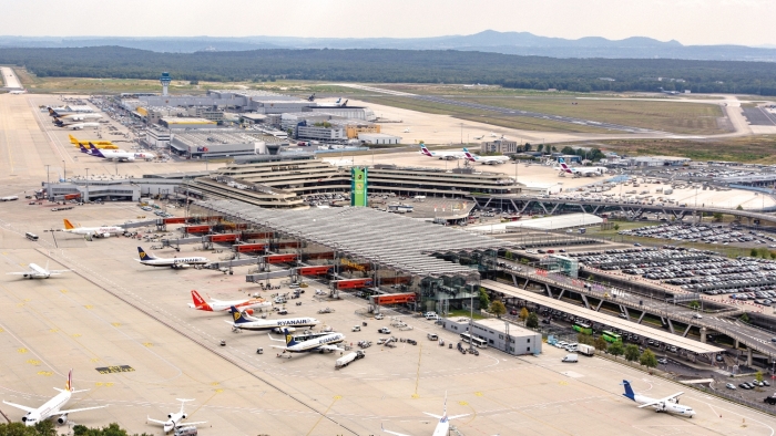 Flughafen Köln/Bonn geht mit FraSec vorzeitig in die Verlängerung