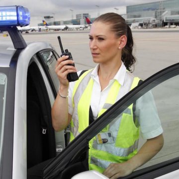 § 8 LuftSiG - Eigensicherung des Flughafenbetreibers